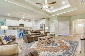 Single-Story Navarre Home about 8 Mi to Navarre Beach